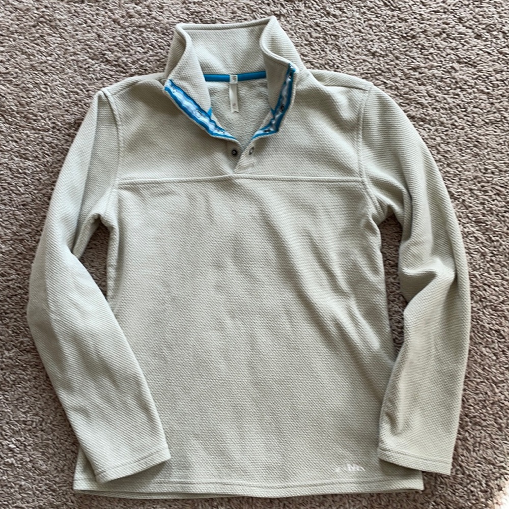 Mountain Khakis fleece pullover.